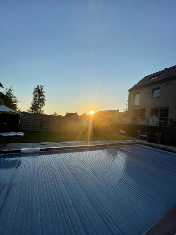 Appartement 5 Personnes Avec Acces Piscine Et Jacuzzi Villers-la-Ville Exterior foto