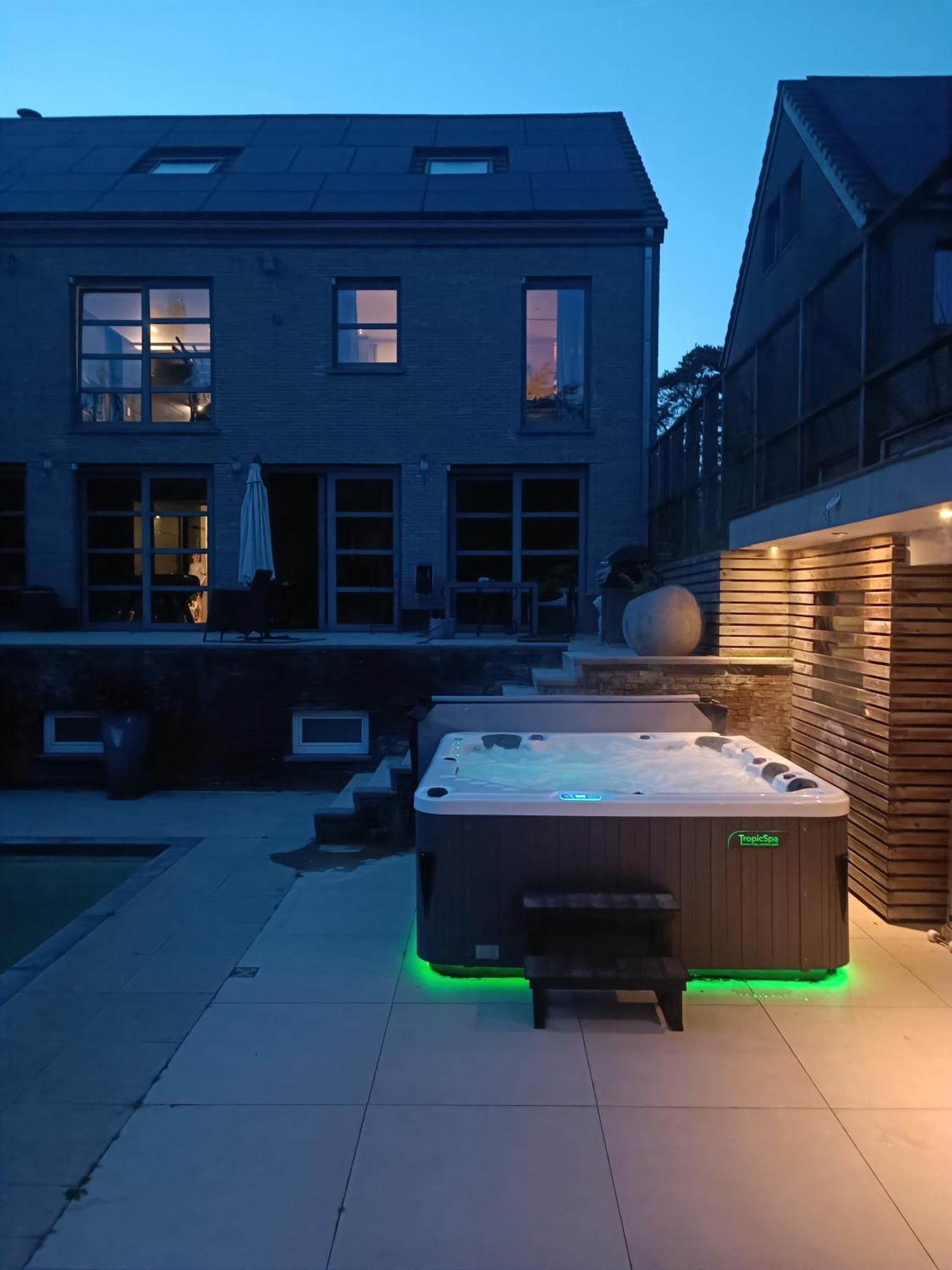 Appartement 5 Personnes Avec Acces Piscine Et Jacuzzi Villers-la-Ville Exterior foto
